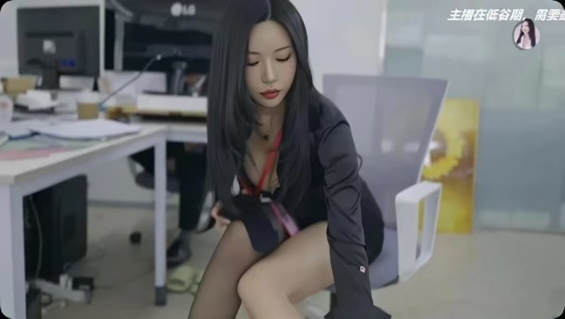 阿西美女舍友竟然v1.1.3中文版免费下载|恋爱互动剧情手游高画质全CG-锐品游戏库